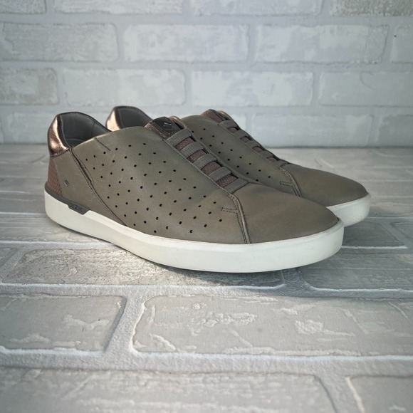 Kizik Shoes - Kizik Miami Sneakers Womens 8 M Gray Metallic Leather Comfort Slip On Hands Free